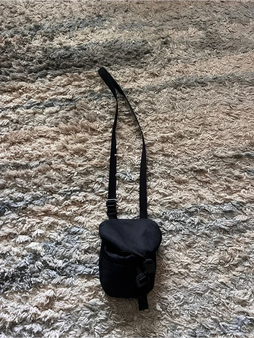 1017 ALYX 9SM Black Tactical Buckle Crossbody Bag
